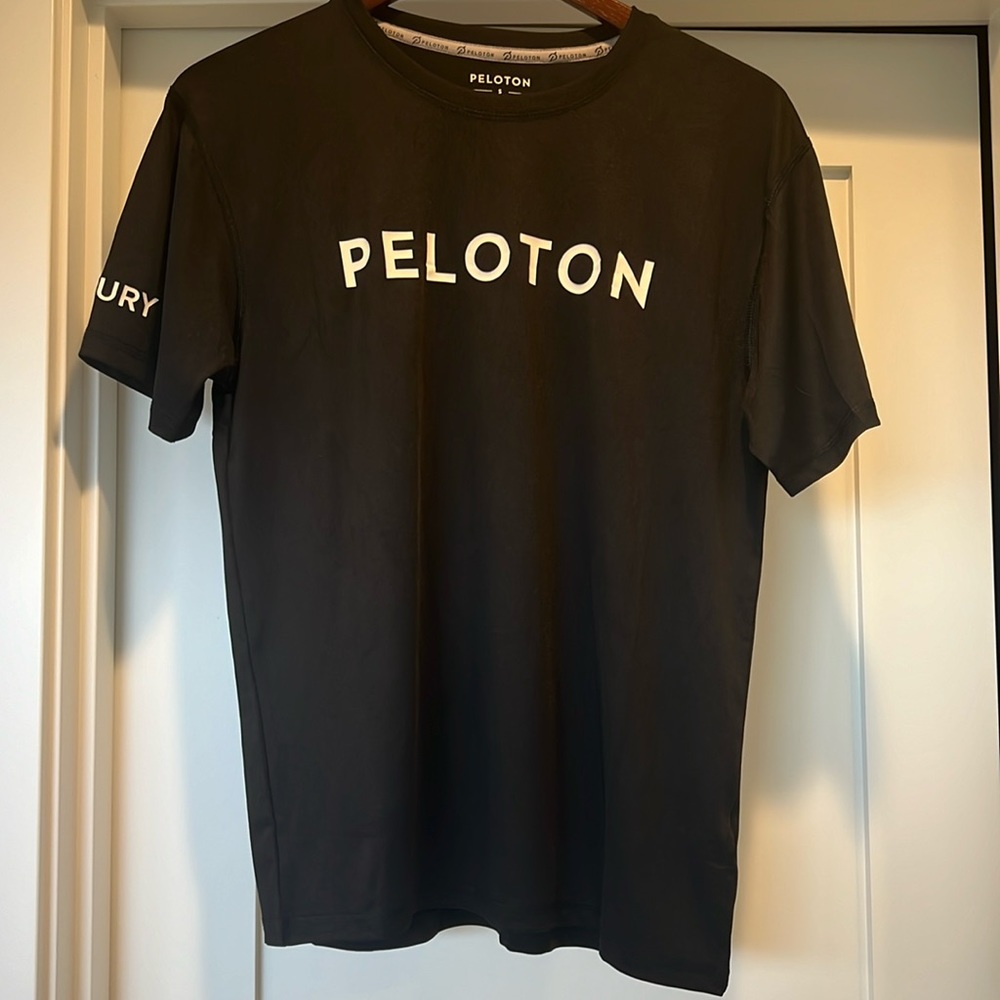 Peloton Century Club Shirt Small Unisex
